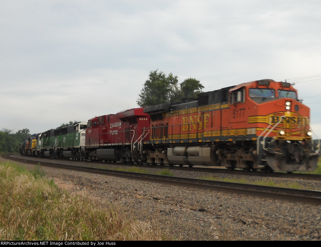 BNSF 5177 East